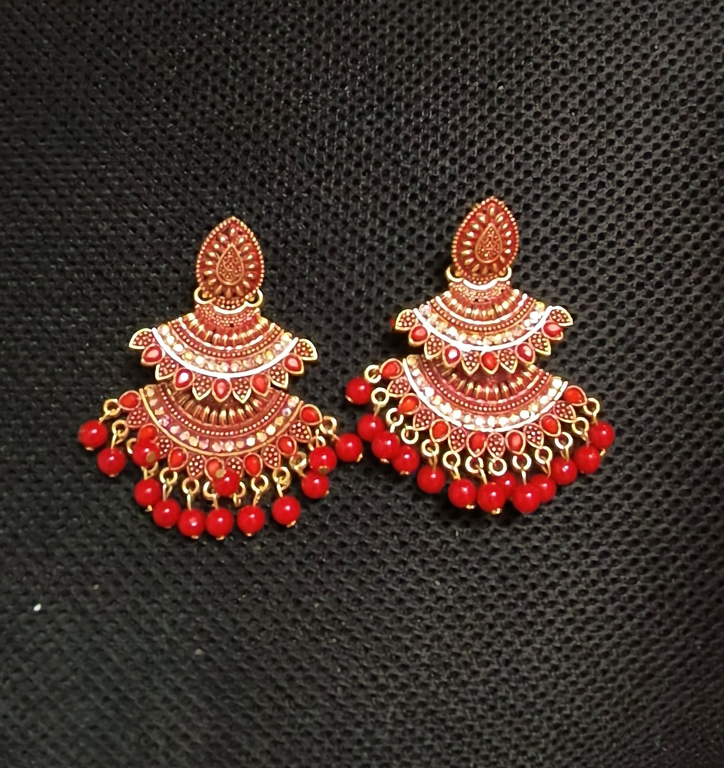 Sienna Chandbali earrings in Red