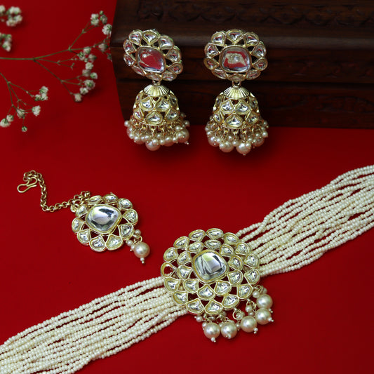 Chandni pearl chokar set with earrings and maang tika